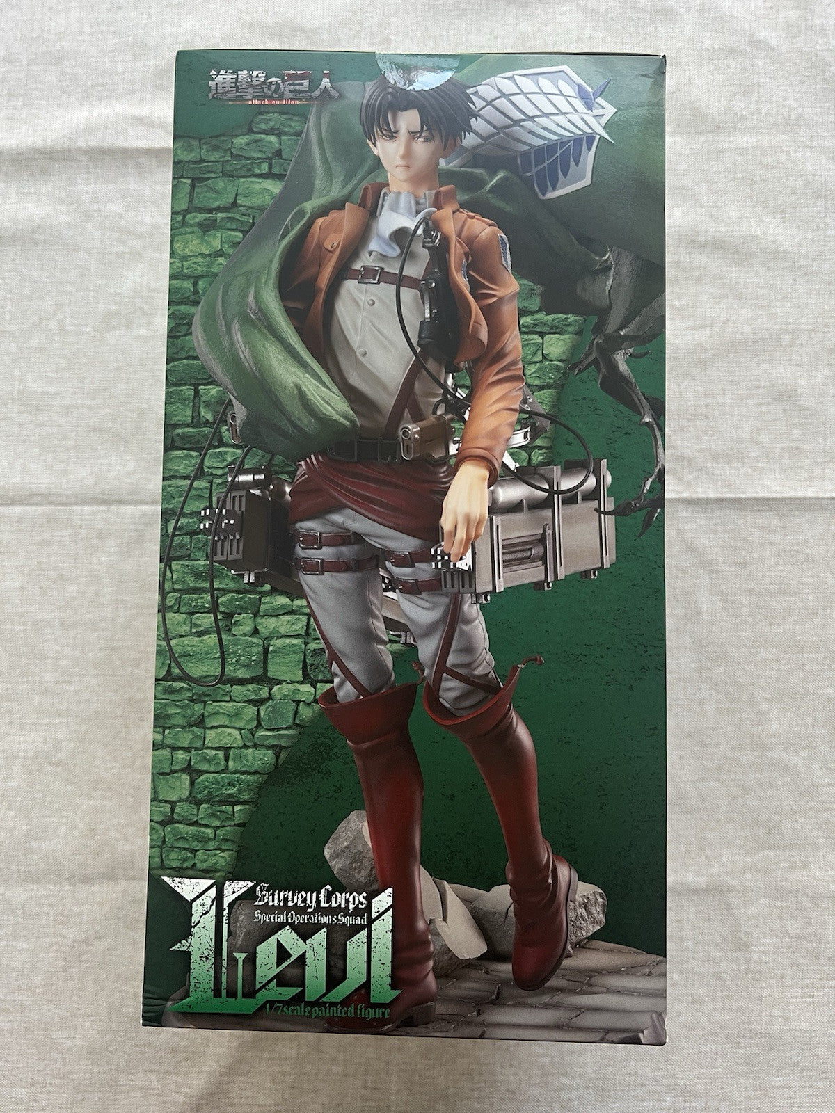 Attack on Titan Levi Ackerman 1/7 Scale Hobby Max Japan Figure (B/1)