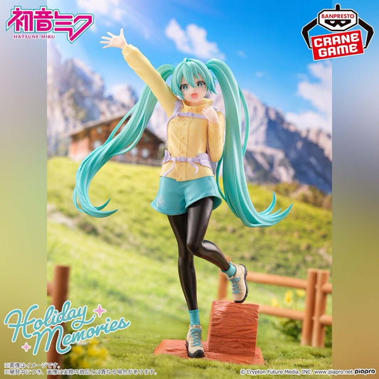 Hatsune Miku Holiday Memories Mountain Climbing ver. Vocaloid Figure (B/1)