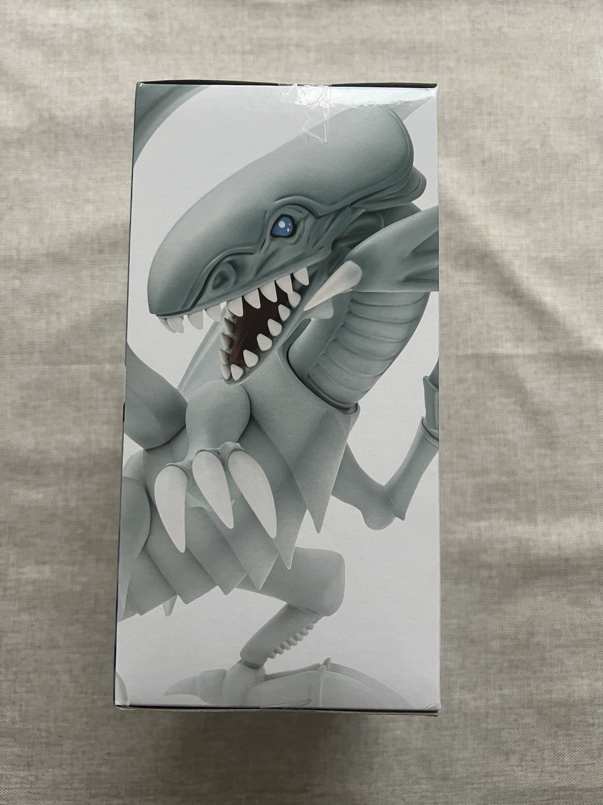 Yu-Gi-Oh! Blue Eyes White Dragon Equal Arts Figure Konami (B/1)