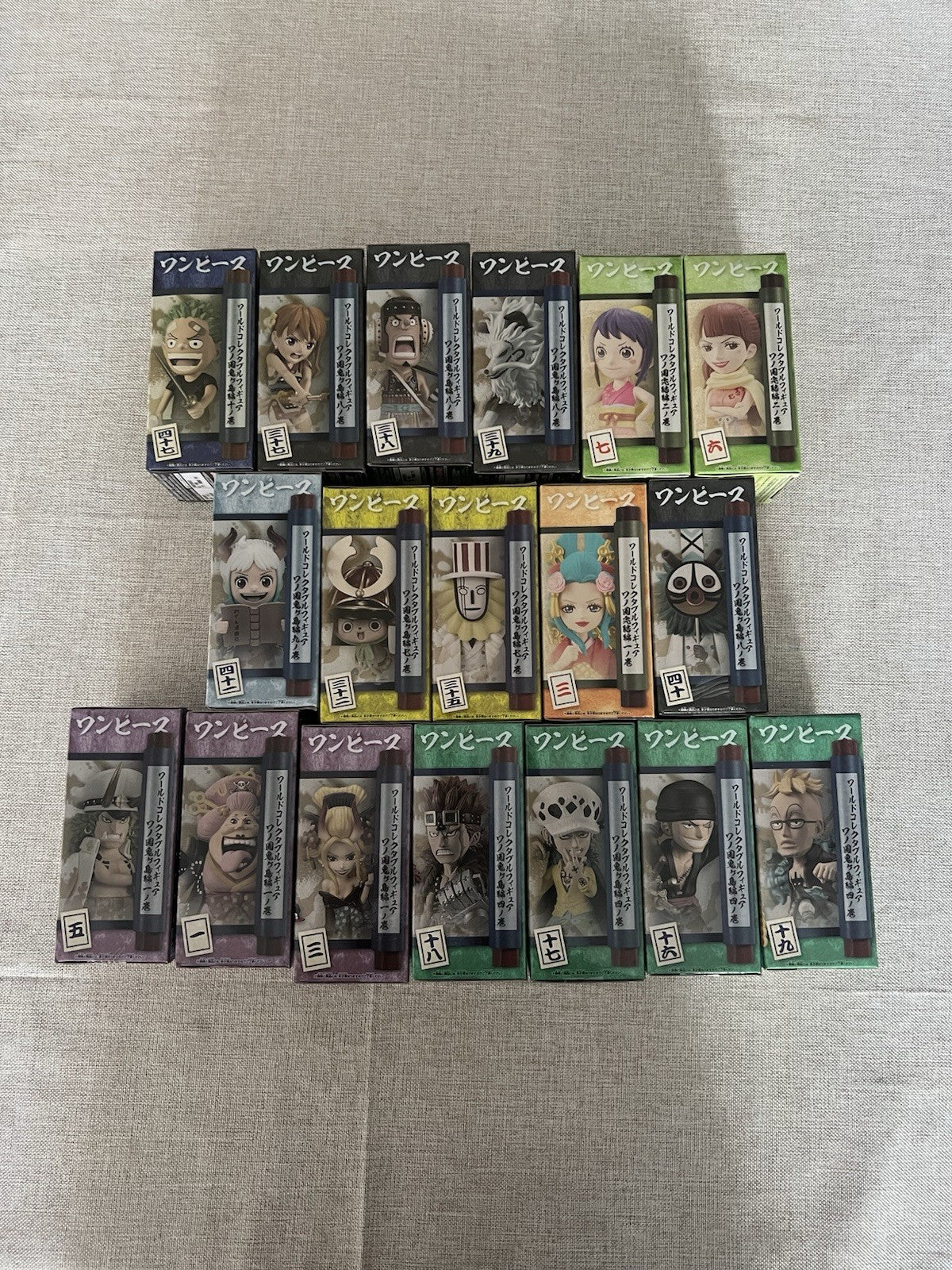 One Piece World Collectable WCF Onigashima Wano Mixed Set Of 18 Figure (B/1)