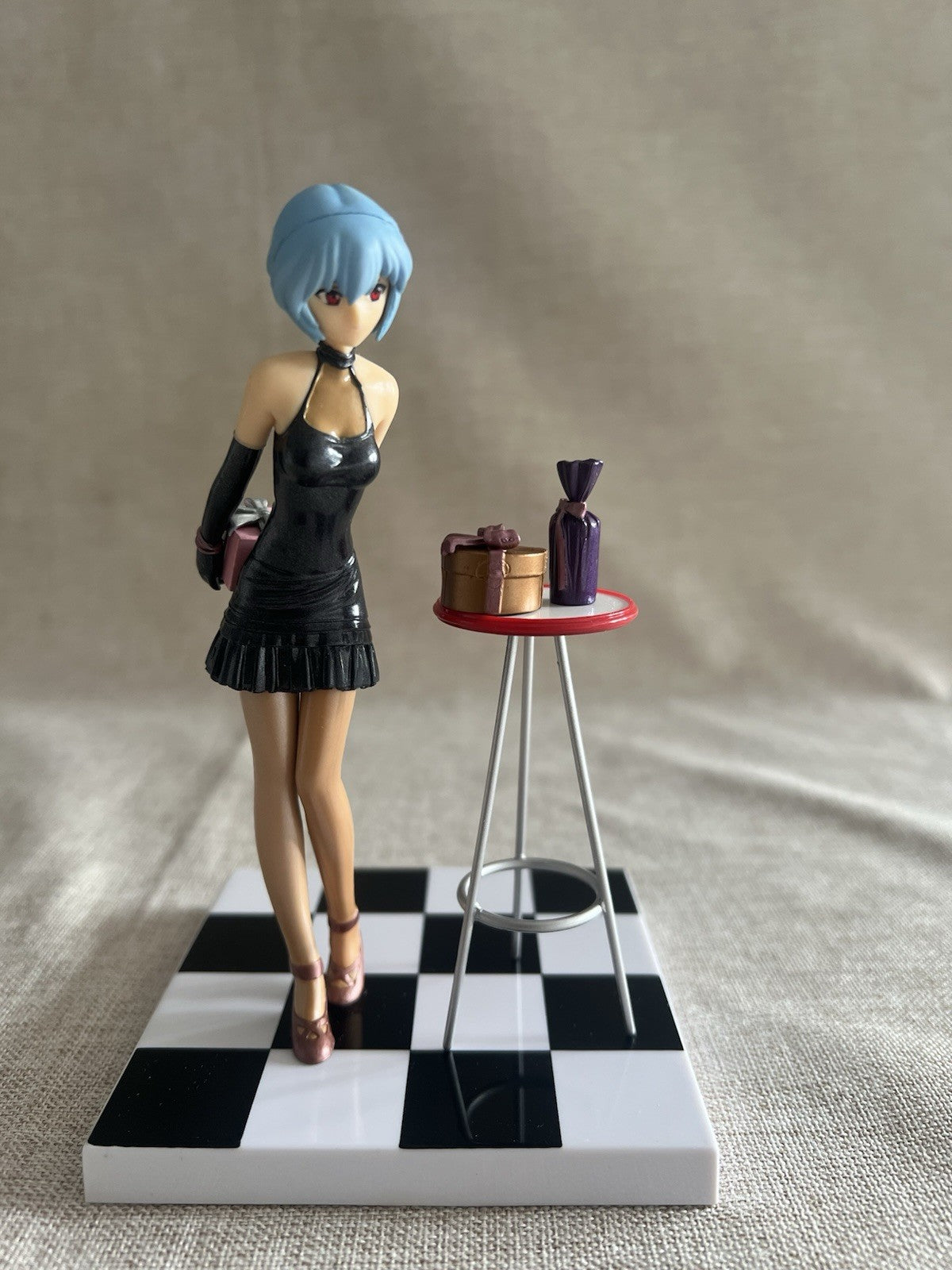 Neon Genesis Evangelion Rei Ayanami Celebrity Party Time Figure (B/2)