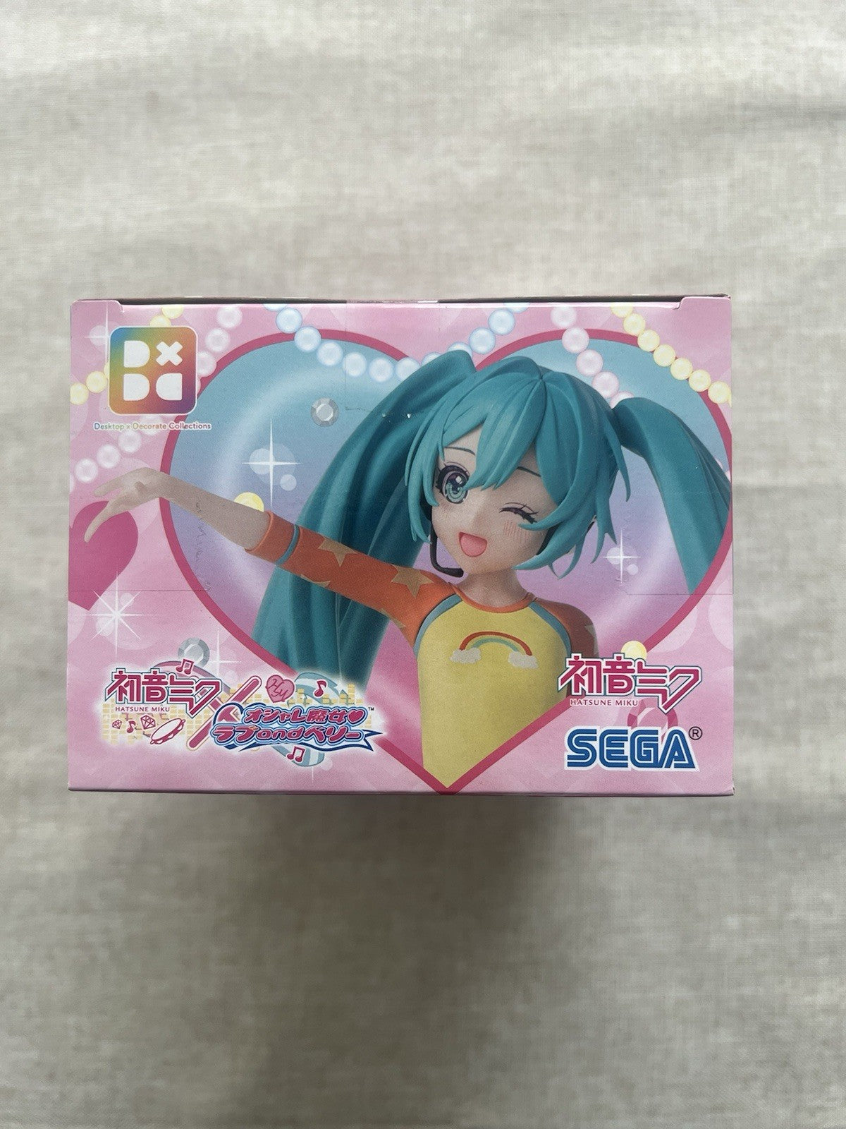 Hatsune Miku x Love and Berry Love ver. Desktop  X Decorate Figure Sega (B/1)